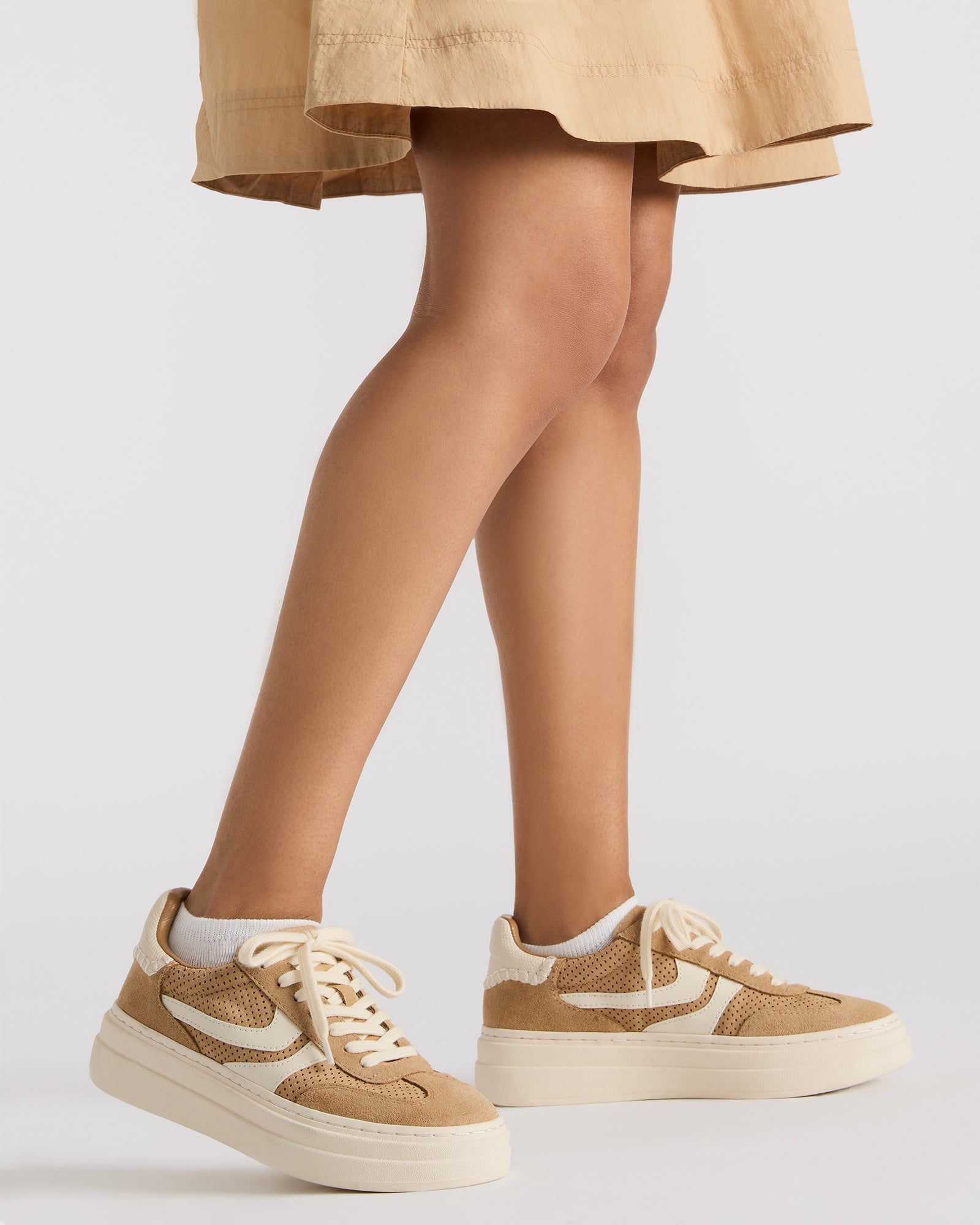 Dodge Perforated Camel Multi