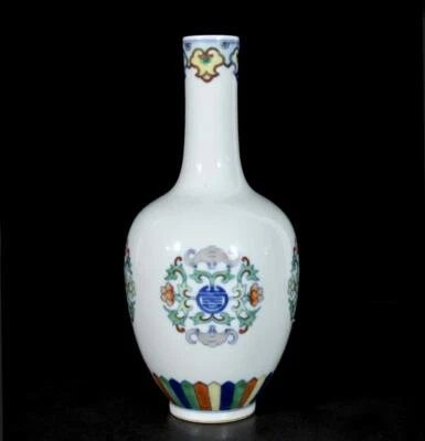 Yongzheng Signed Old Chinese Doucai Vase W/flower N3503