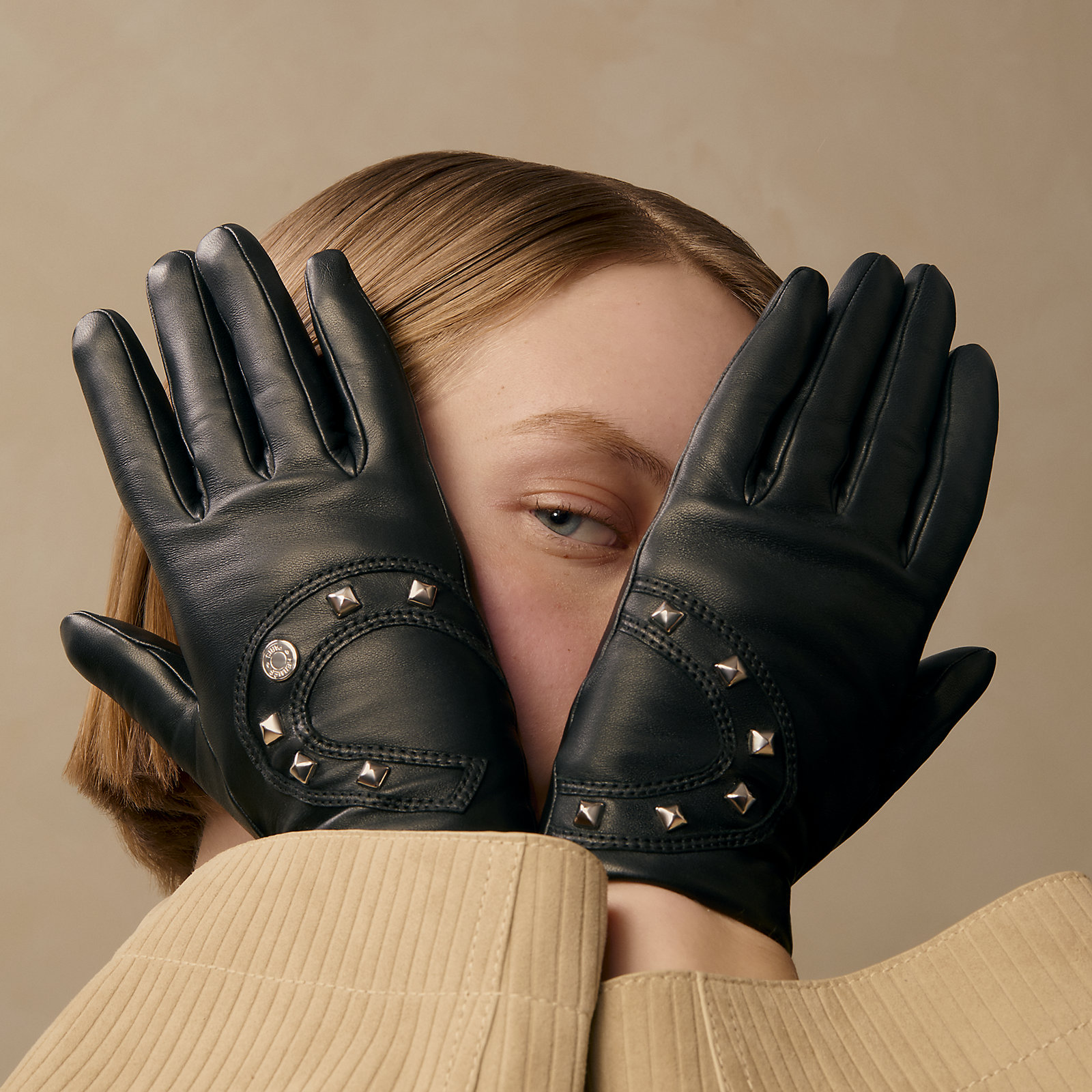 Lucky gloves