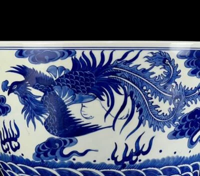Kangxi Signed Old Chinese Blue & White Porcelain Pot w/ dragon CK654