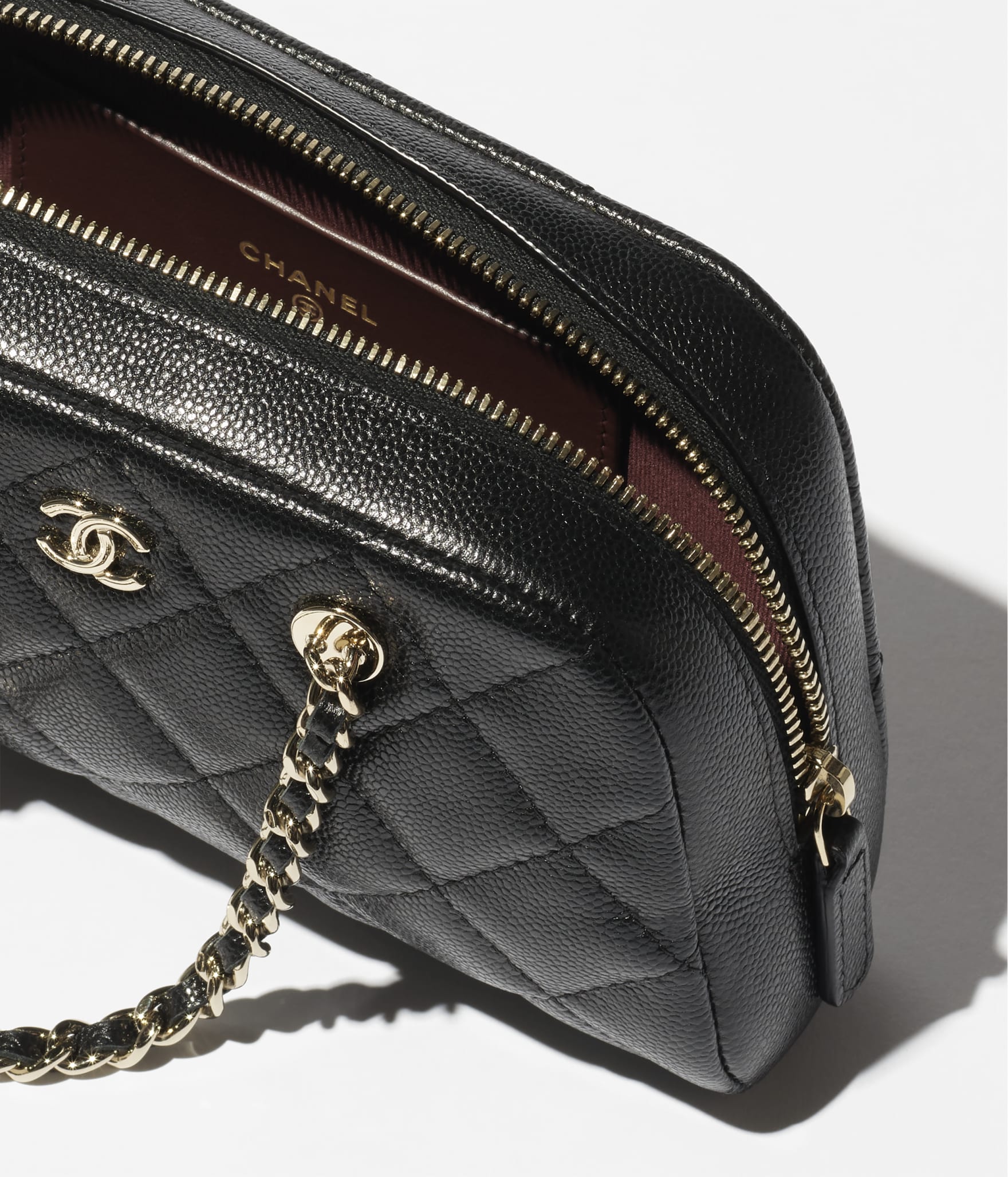 Clutch with chain