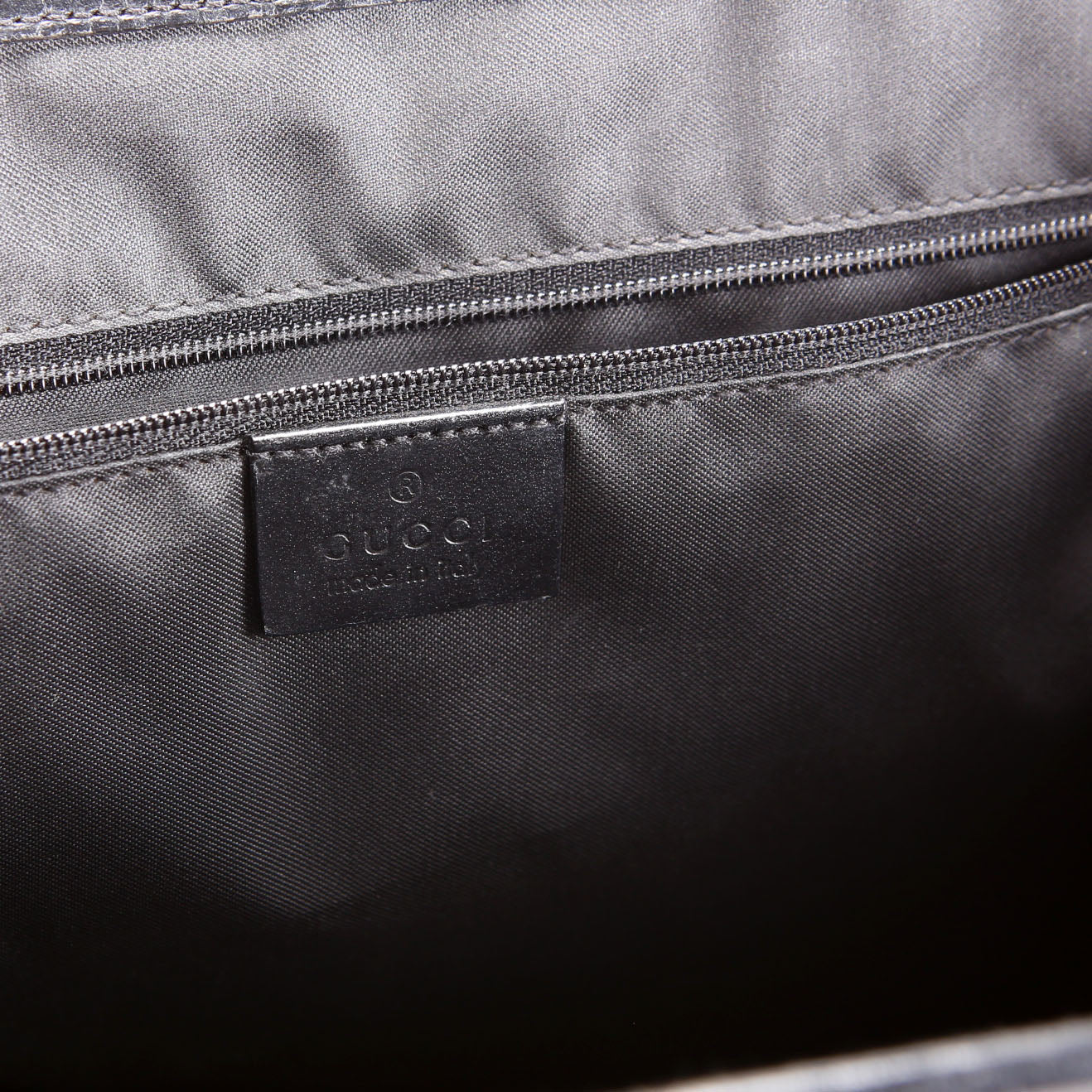 002.1064 GG Canvas Jackie Tote
