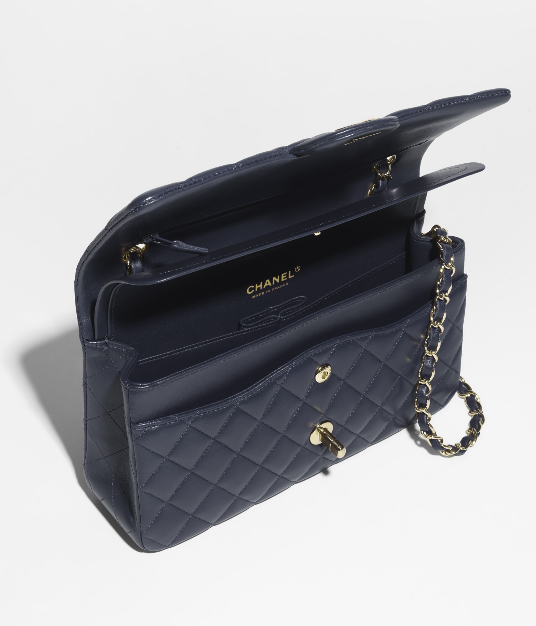 Classic 11.12 Handbag