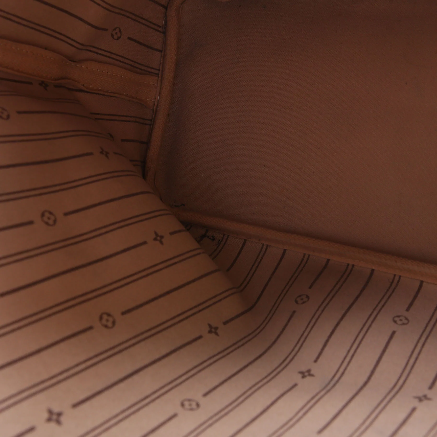 Neverfull MM Monogram