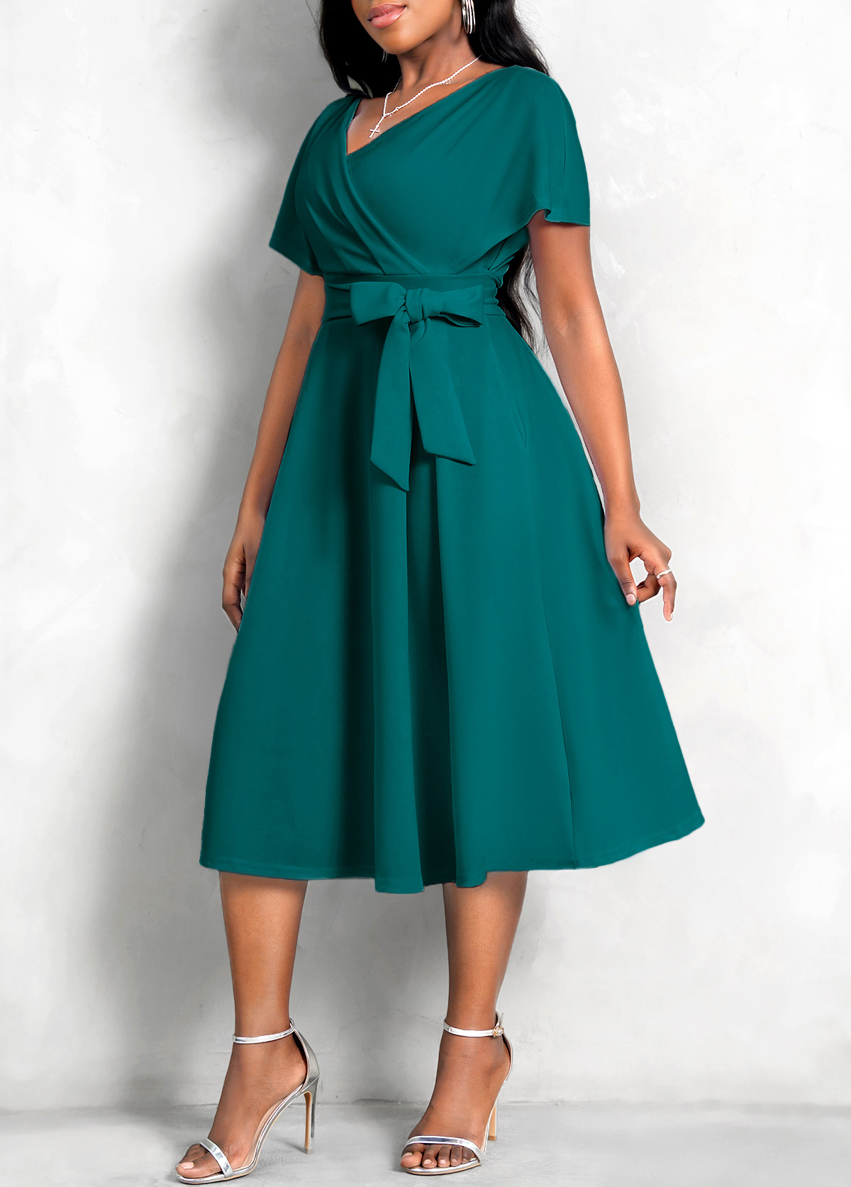 Short Sleeve V Neck Belted Dress