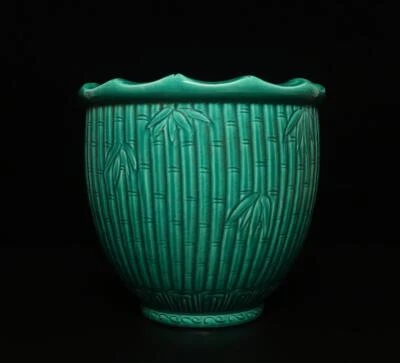 Kangxi Signed Chinese Green Glaze Porcelain Pot w/bamboo
