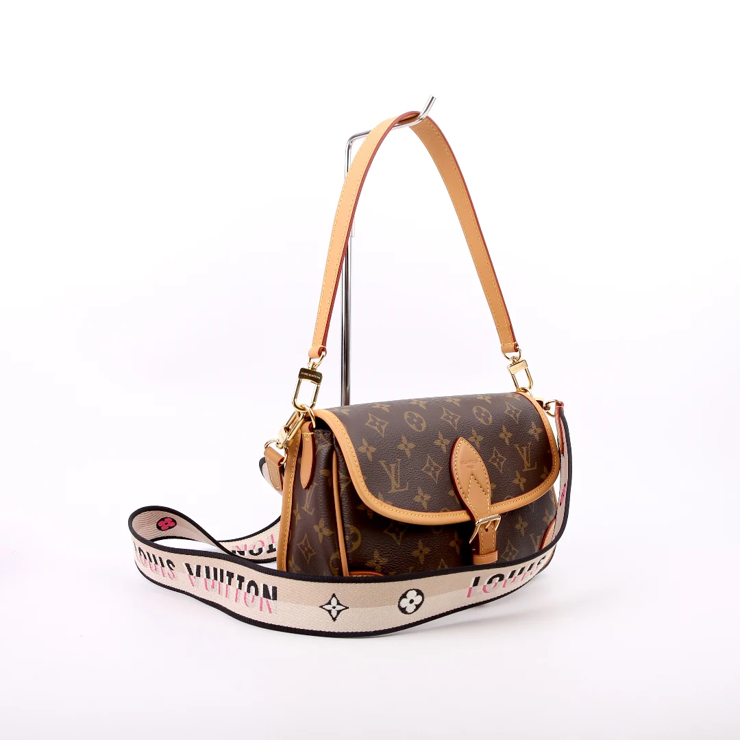 LOUIS VUITTON Diane New Model Satchel Monogram