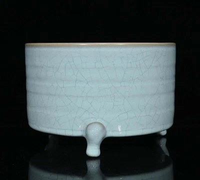 Old Chinese Ru Yao Ru Kiln Incense Burner w/feet N4310