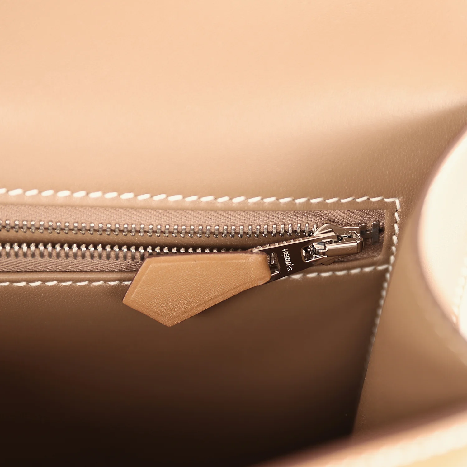 Hermes Constance 24 Etoupe Tadelakt Palladium Hardware