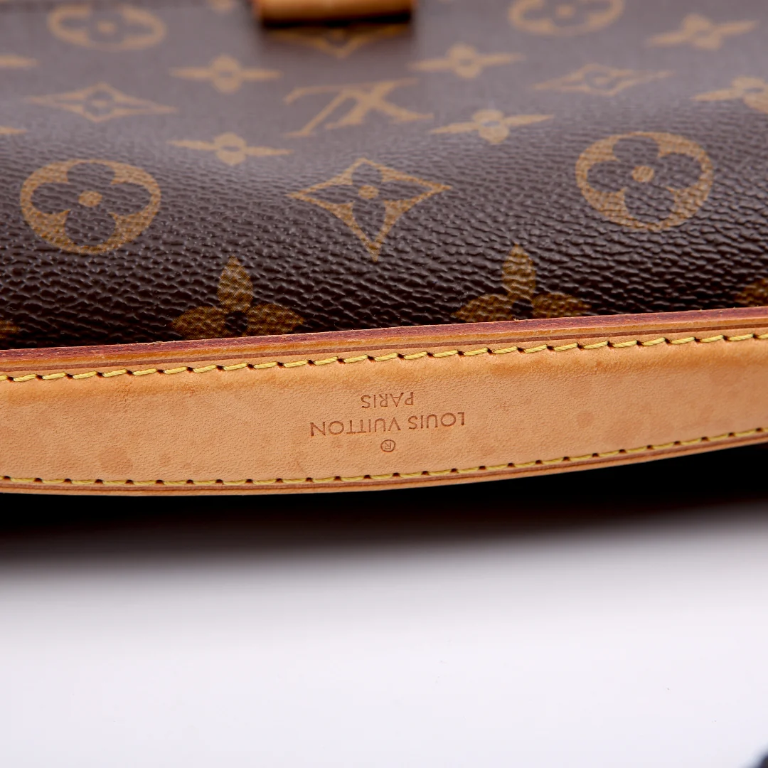 Pochette Metis Monogram