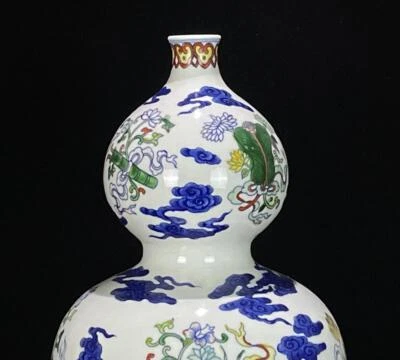 32CM Qianlong Signed Old Chinese Doucai Gourd Vase W/ flower N521