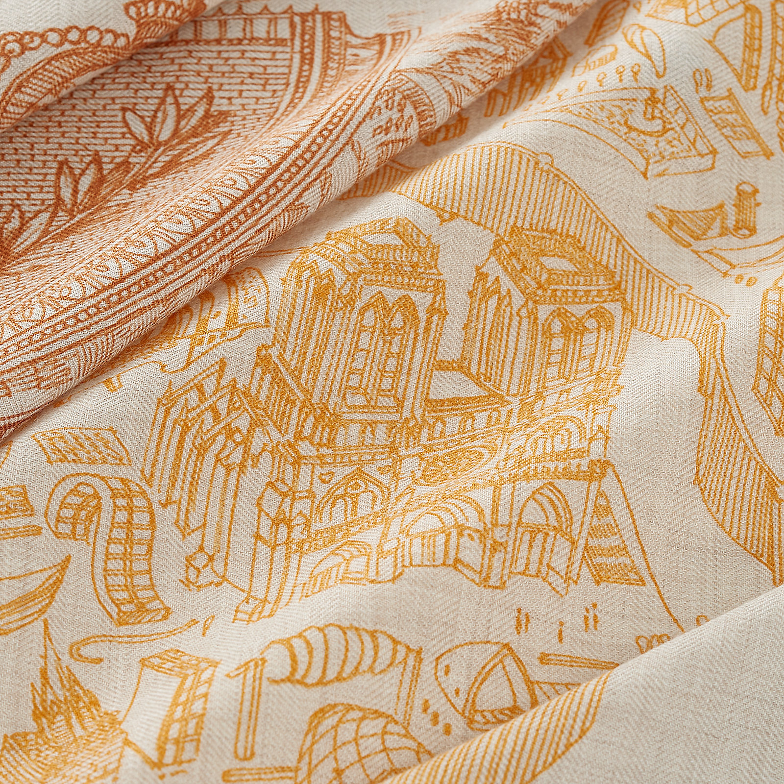 La Nouvelle Cite Cavaliere shawl 140