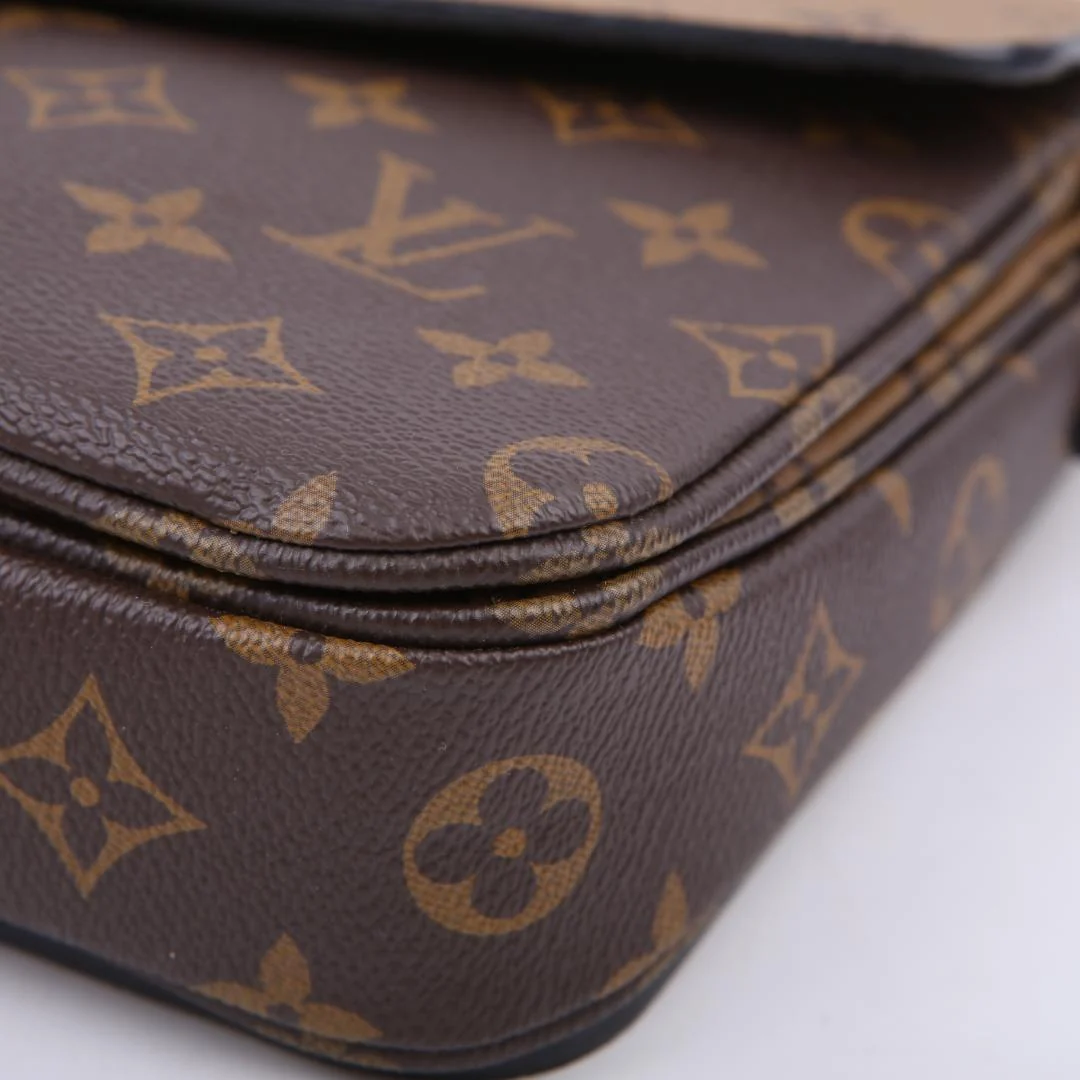 Pochette Metis Reverse Monogram