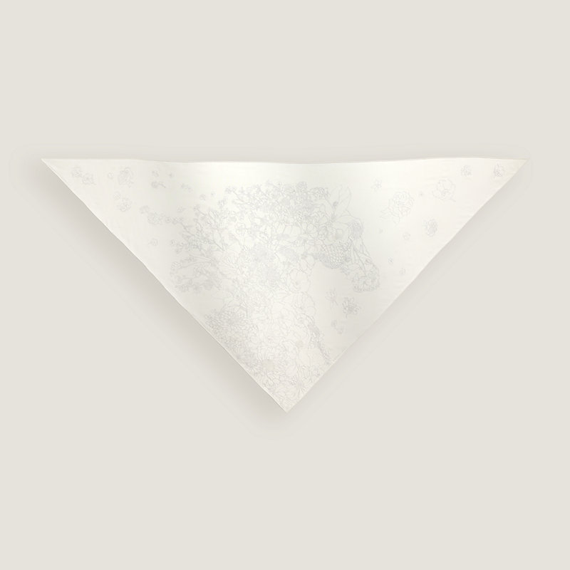 Robe Legere embroidered triangle