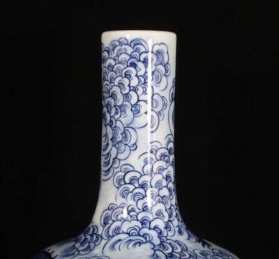 36CM Yongzheng Signed Old Chinese Blue and White Vase W/dragon N1568
