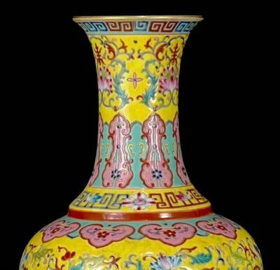 33CM Qianlong Signed Old Chinese Colour Enamel Vase w/dragon N237