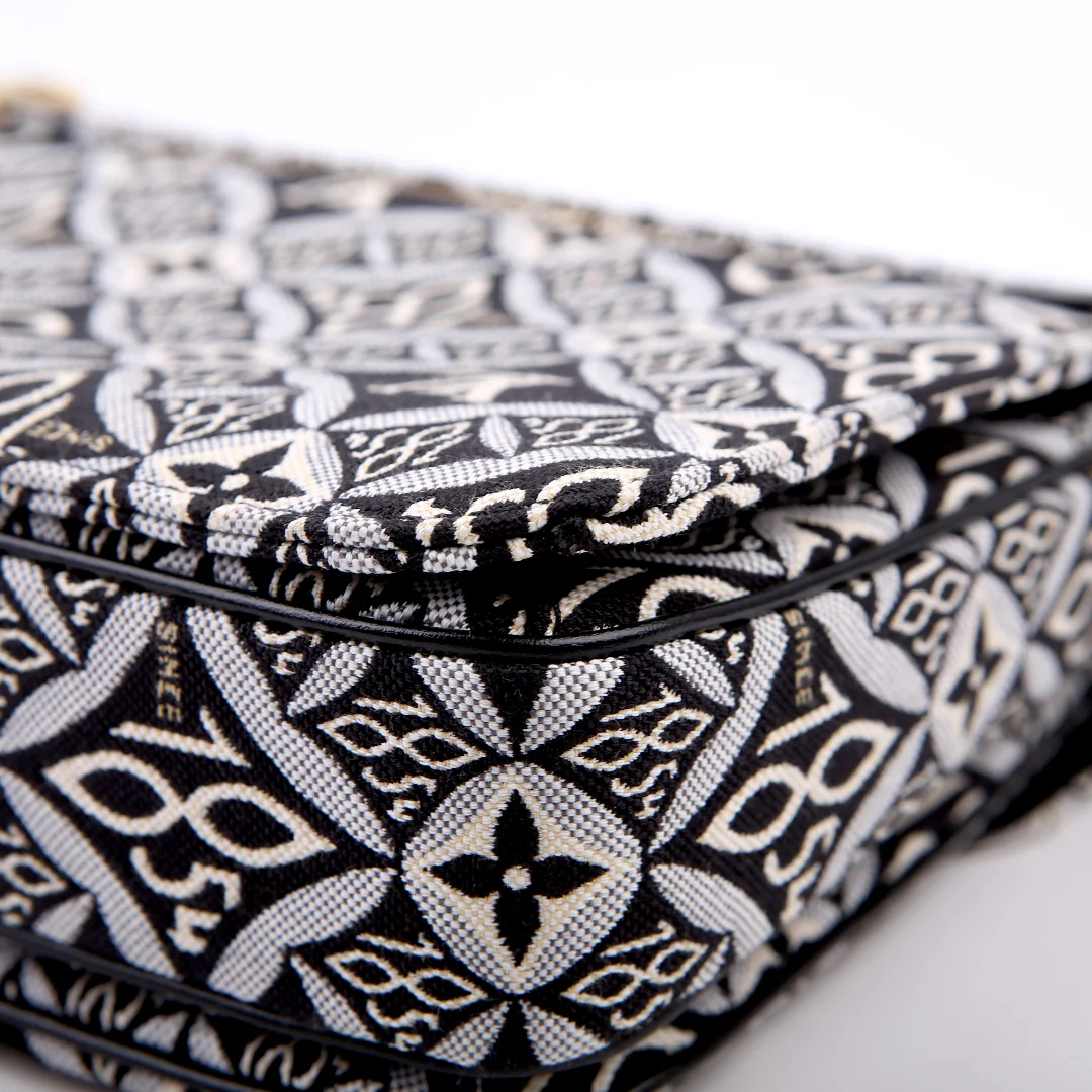 Pochette Metis Since 1854 Jacquard
