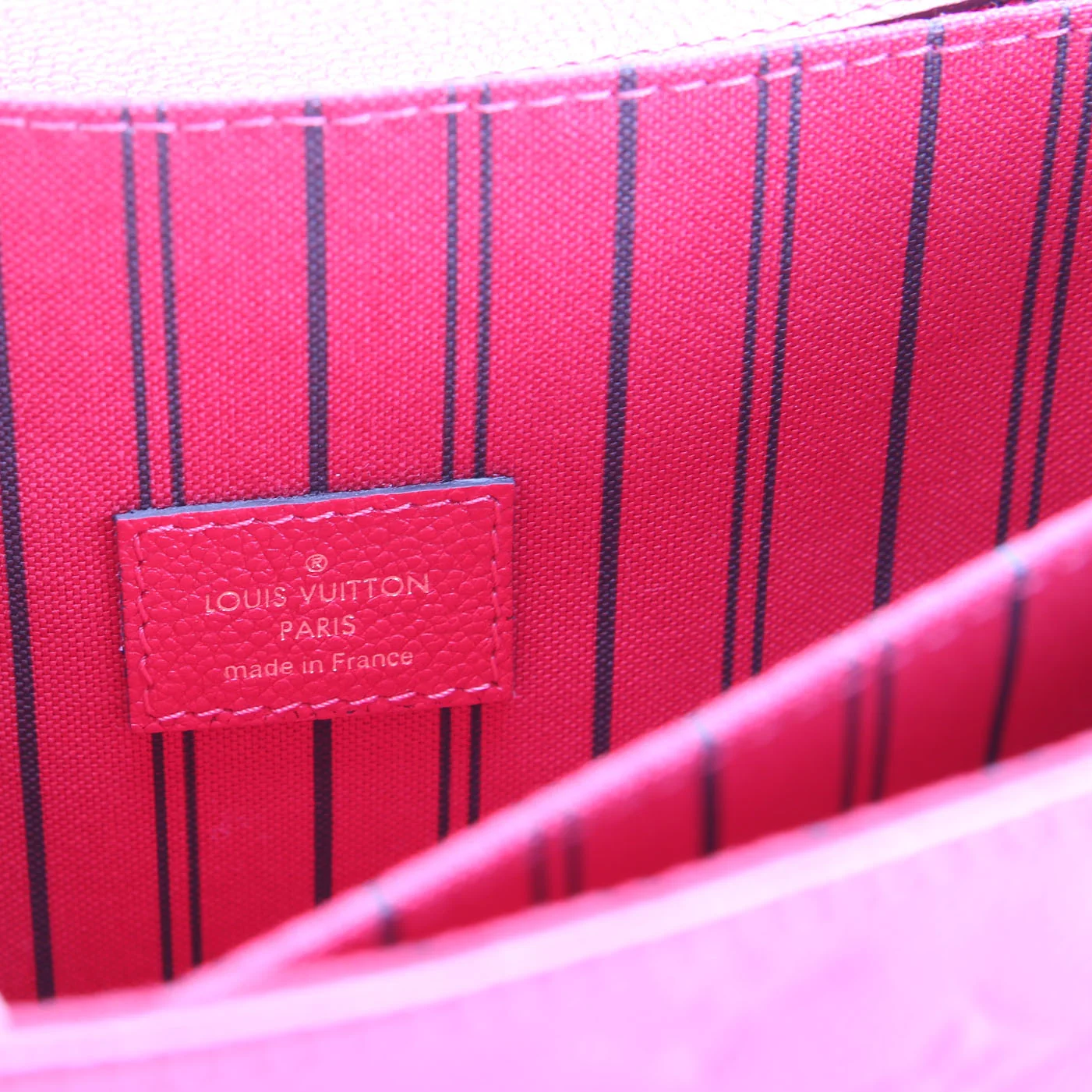 Pochette Metis Empreinte Red