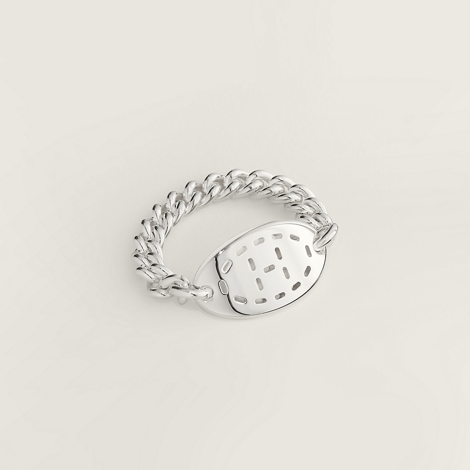 Point Sellier ring
