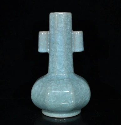 Qinglongsi Signed Old Chinese Ru Yao Ru Kiln Vase w/ear N4288