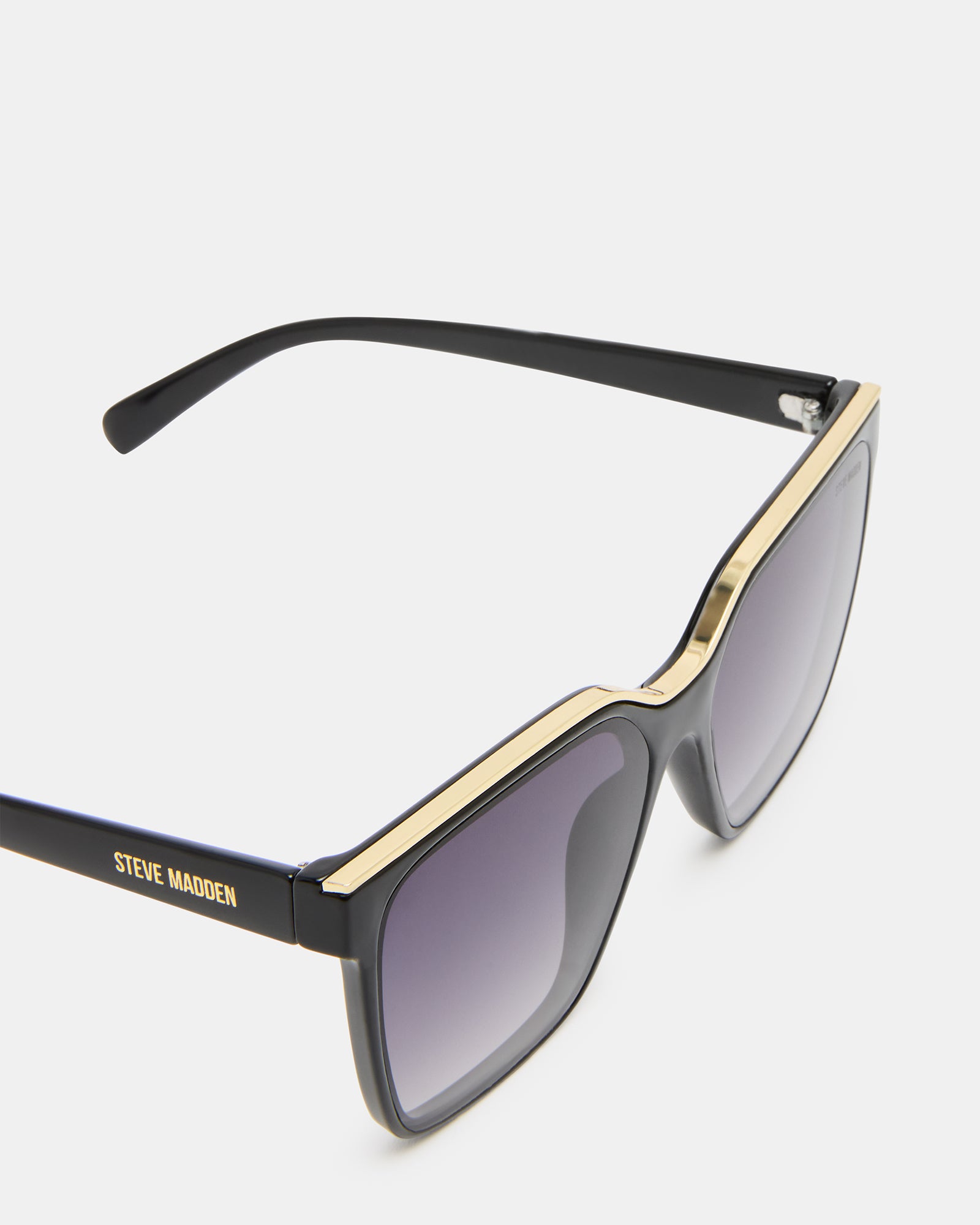 Axton Sunglasses Black/gold