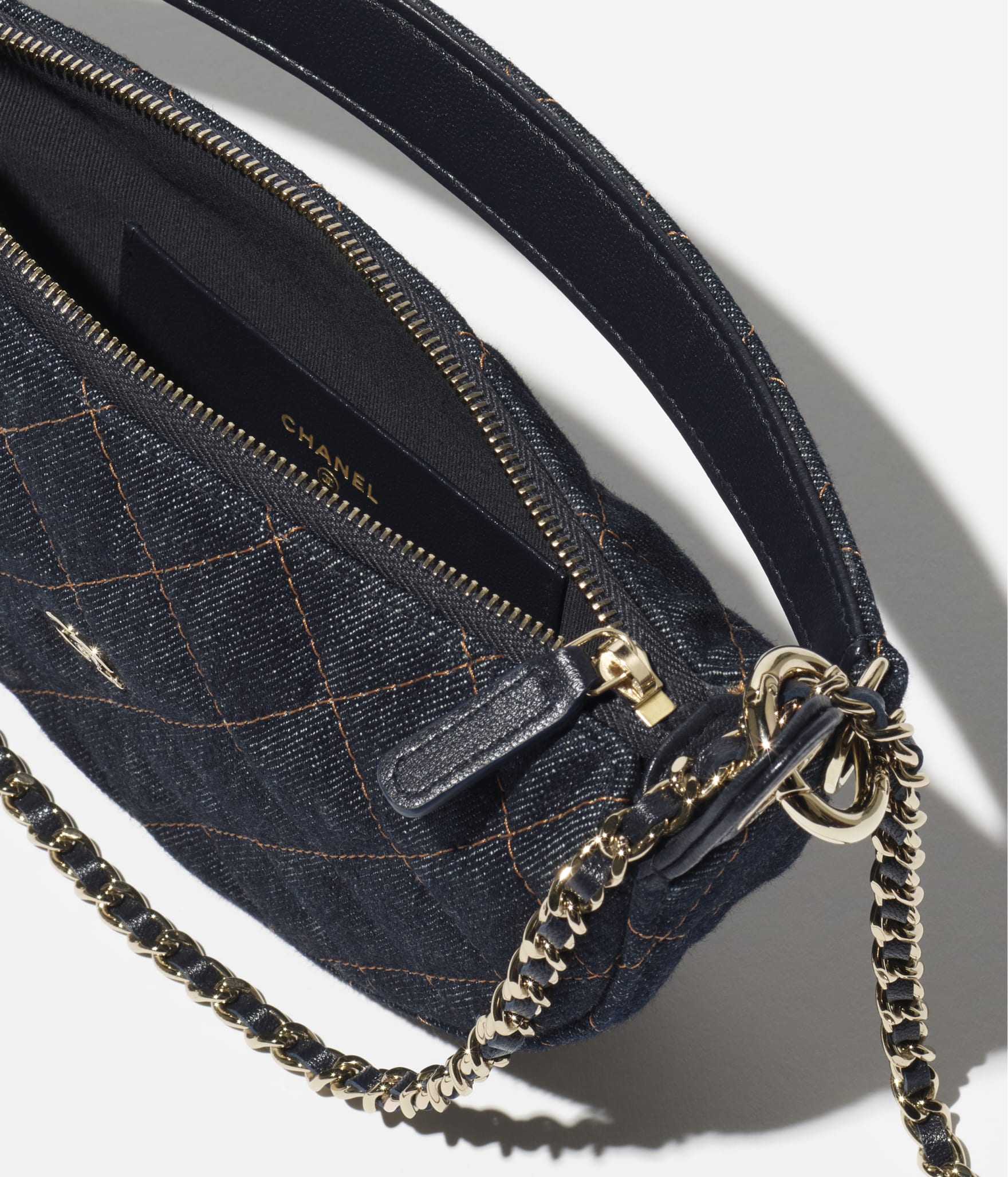Clutch with chain