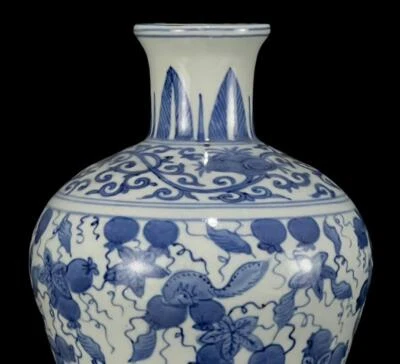 Jiajing Signed Old Chinese Blue and White Vase W/flower N1163