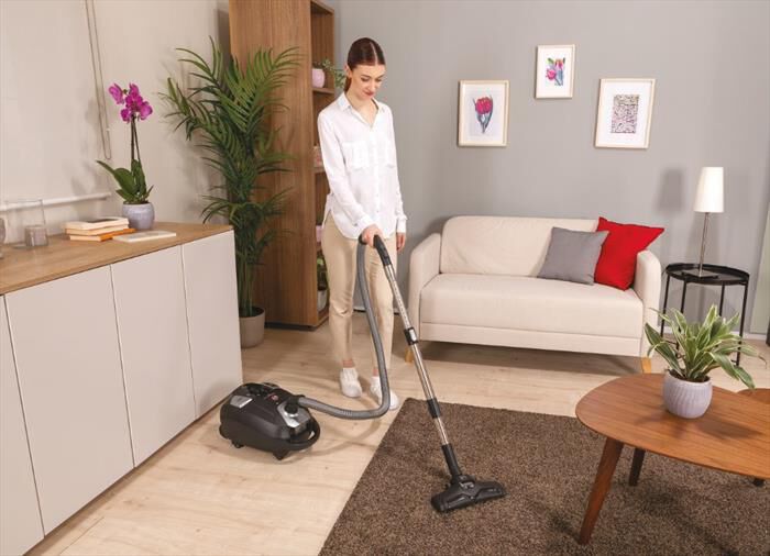 HOOVER - Aspirapolvere a traino HE320PET-Nero