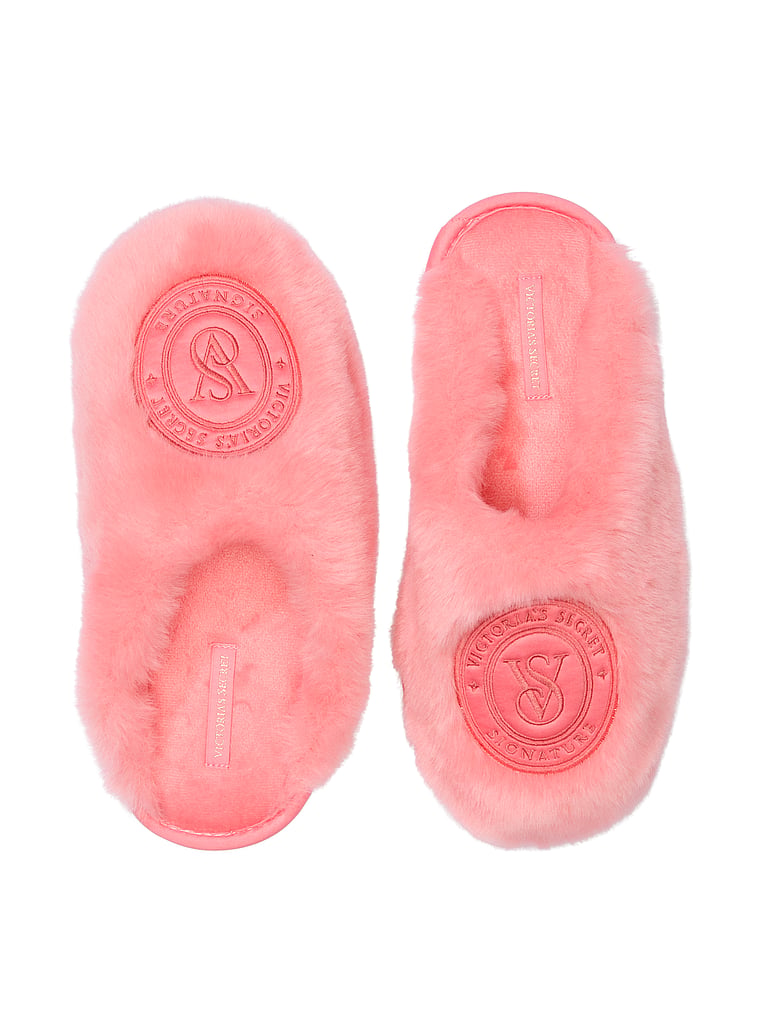 Victoria's Secret Closed-Toe Faux Fur Slippers