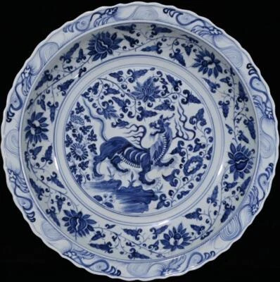 45CM Old Chinese Blue & White Porcelain Plate Dish w/lion N376