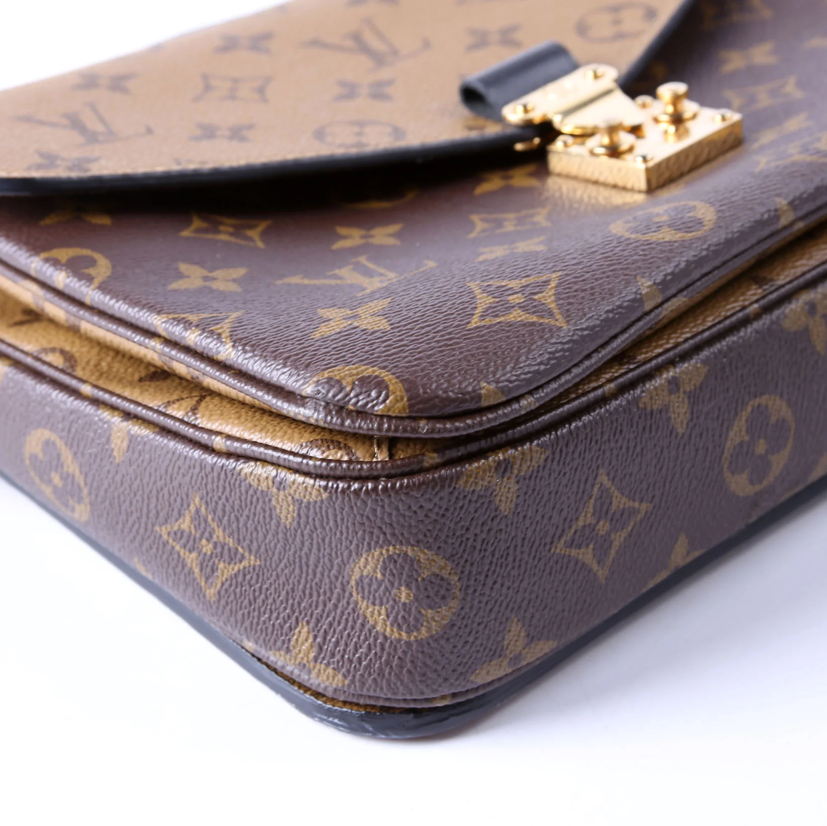 Pochette Metis Reverse Monogram