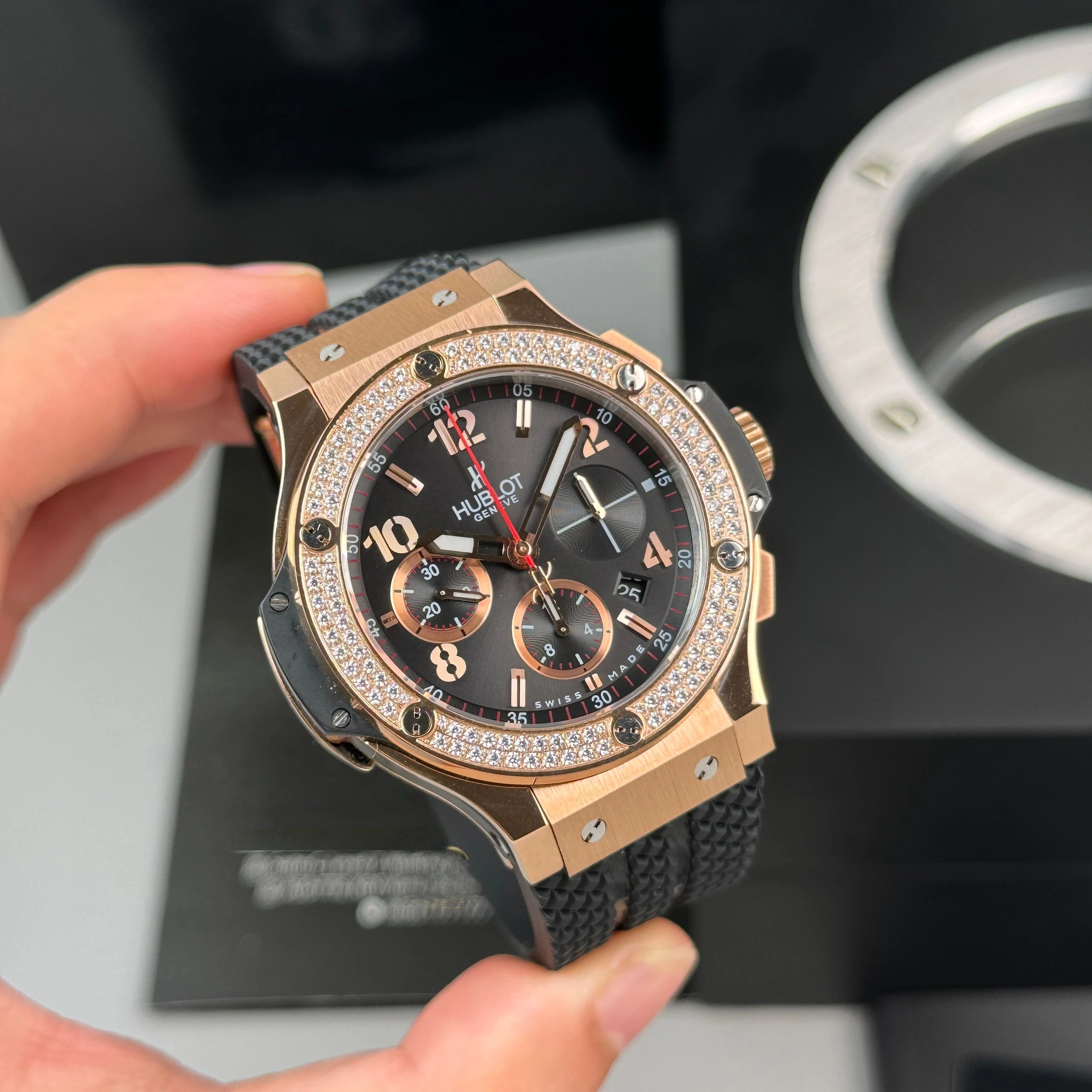 Hublot Big Bang 41mm Watch 341.PX.130.RX.114 Black Dial & Diamond Bezel in 18K Rose Gold Case, Black Structured Rubber Strap