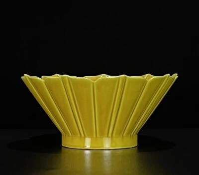 Hongzhi Signed Old Chinese Yellow Glaze Bowl w/louts flower N579