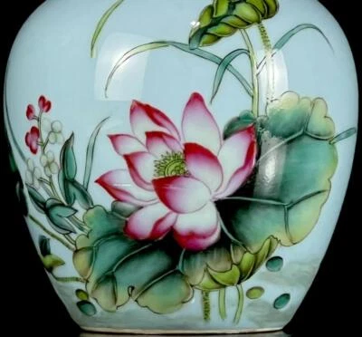 Yongzheng Signed Old Chinese Famille Rose Tea Caddy W/louts flower CK517