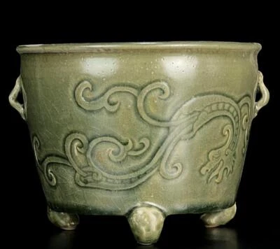 Old Chinese Yue Kiln Incense Burner w/dragon N892