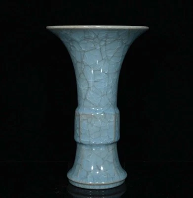 Signed Old Chinese Ru Yao Ru Kiln Flower Gu Vase N4295