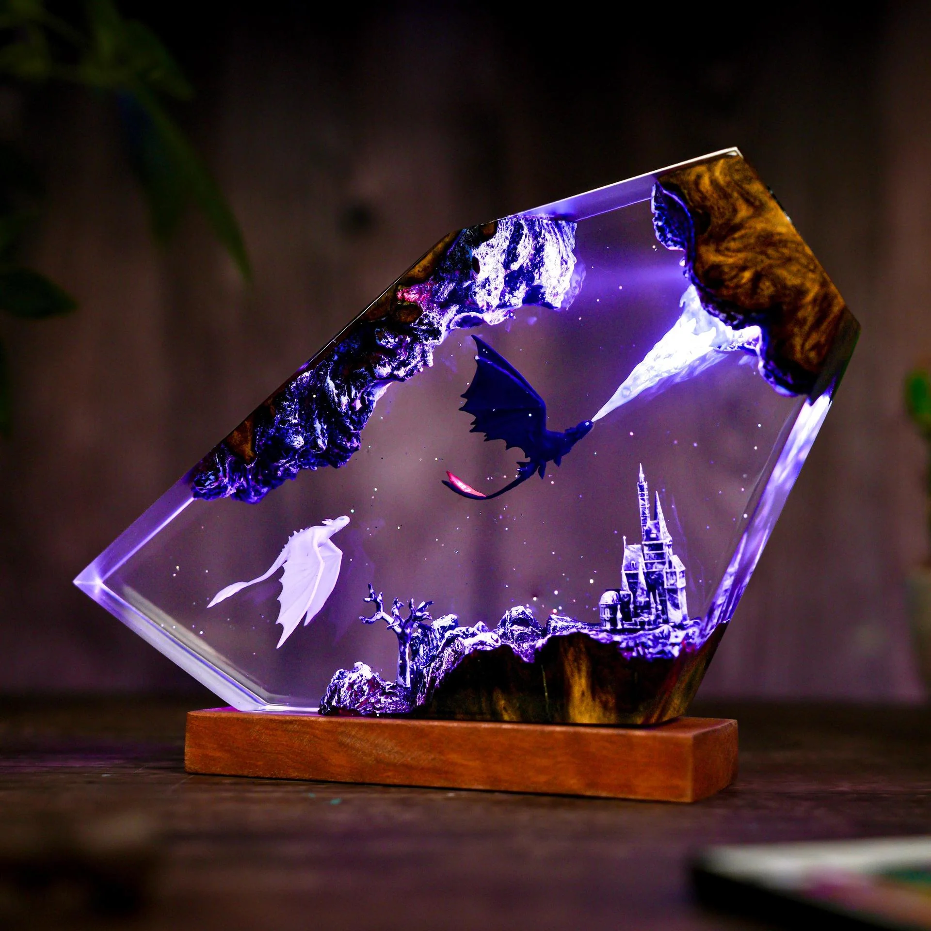 Customized Pyro Dragon Lamp