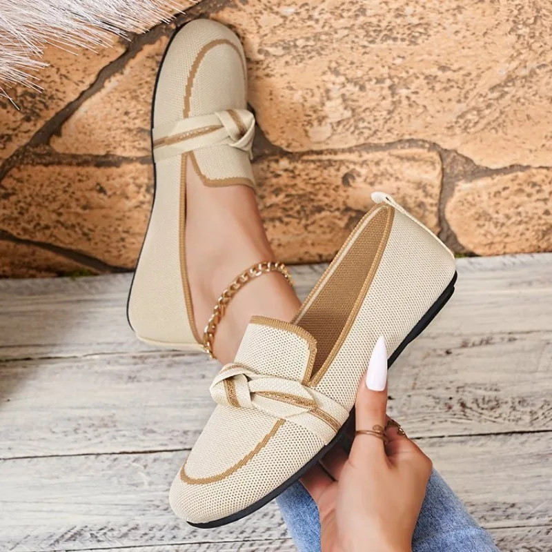 Women Flats New Knitted Breathable Flat Shoes Women Large Size Lightweight Loafers Anti-Slip Casual Flat Sneakers Women