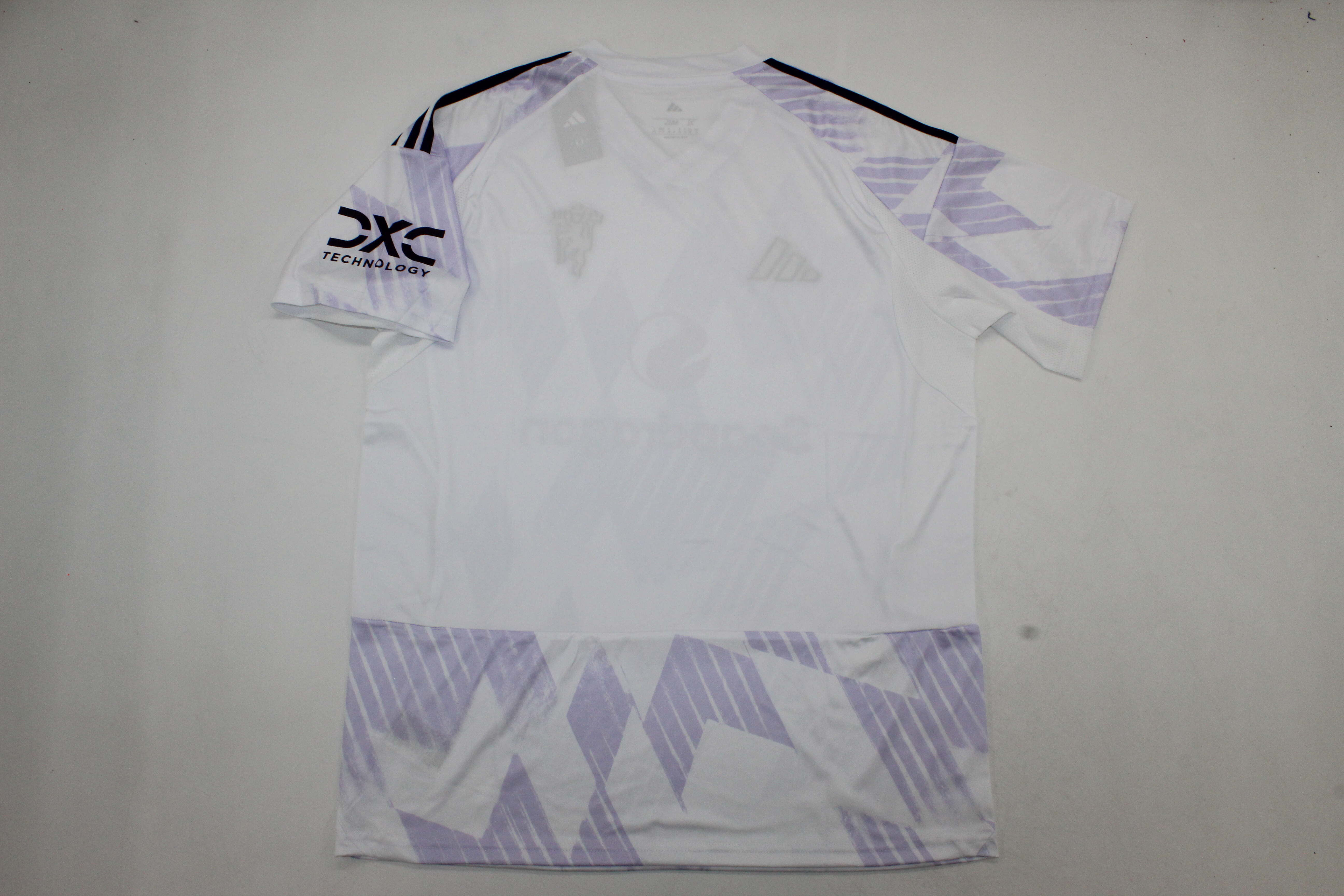 맨체스터 유나이티드 25-26 어웨이 유니폼