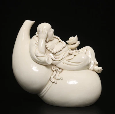 Old Antique Chinese White Glaze Dehua Buddha Statue