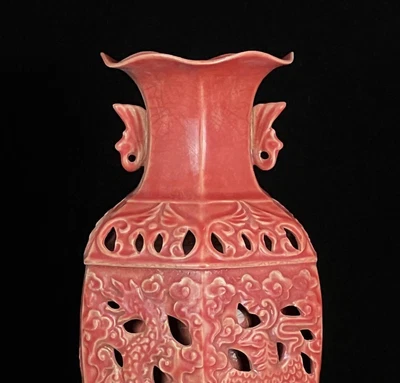 31CM Signed Old Chinese Chai Kiln Red Glaze Vase w/dragon N831