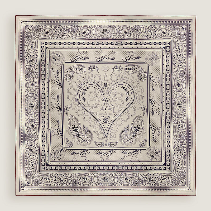 Cheval de Coeur Bandana shawl 140
