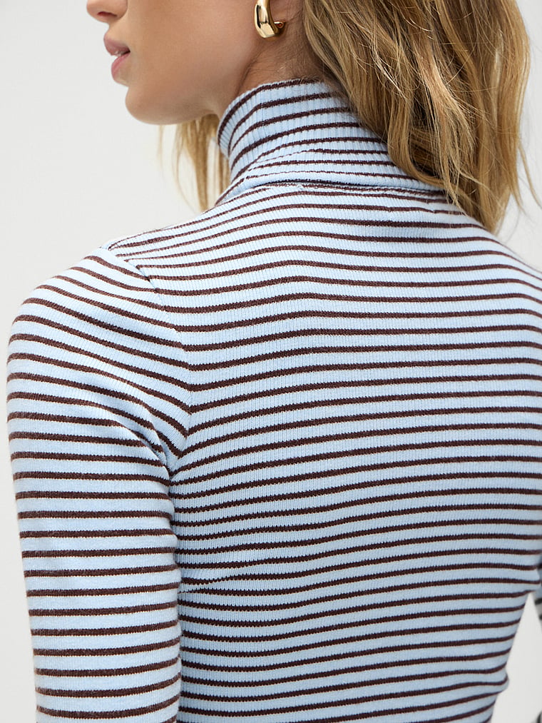 Frankies Bikinis Tucker Cloud Knit Turtleneck Sweater
