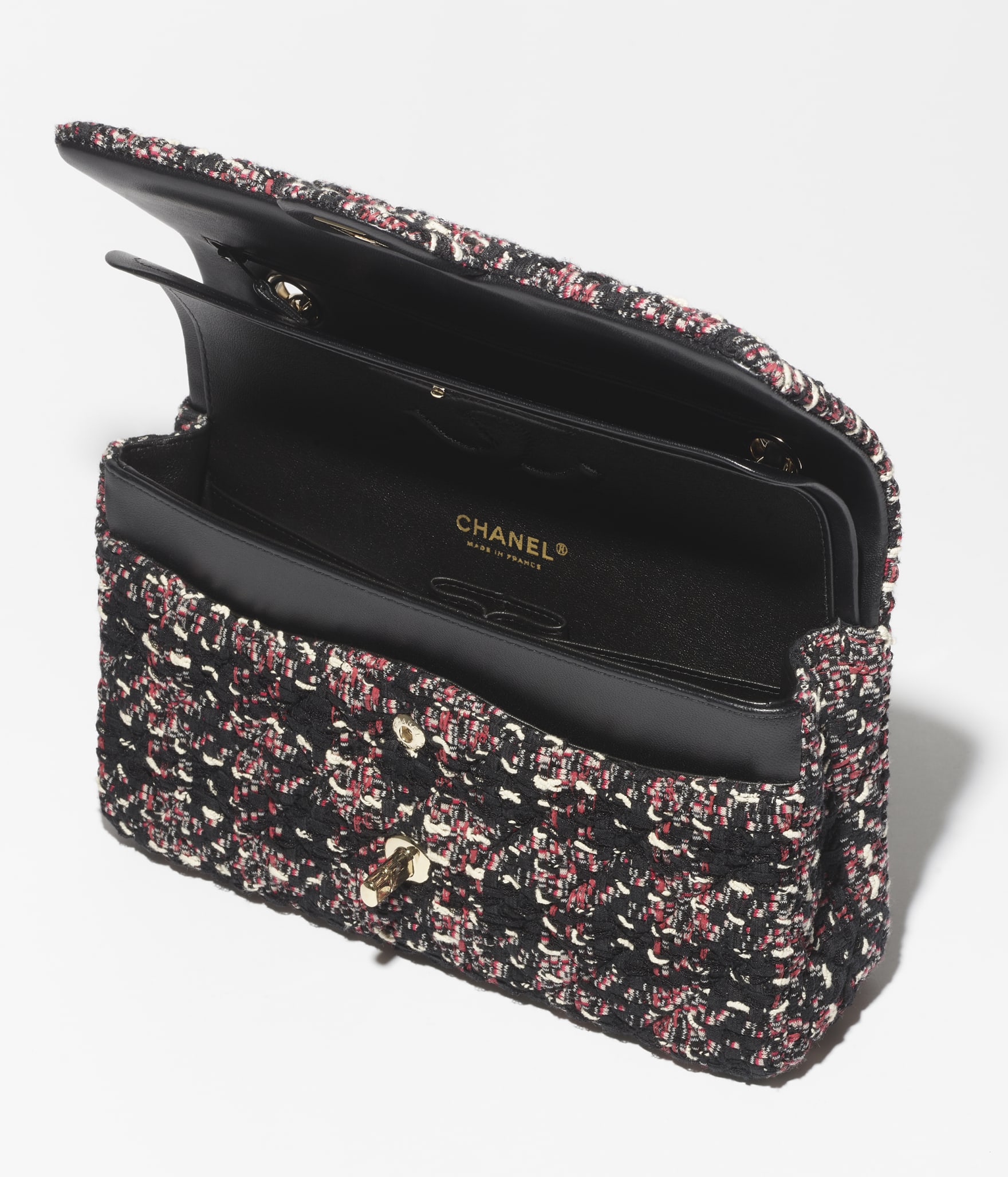 Classic 11.12 Handbag