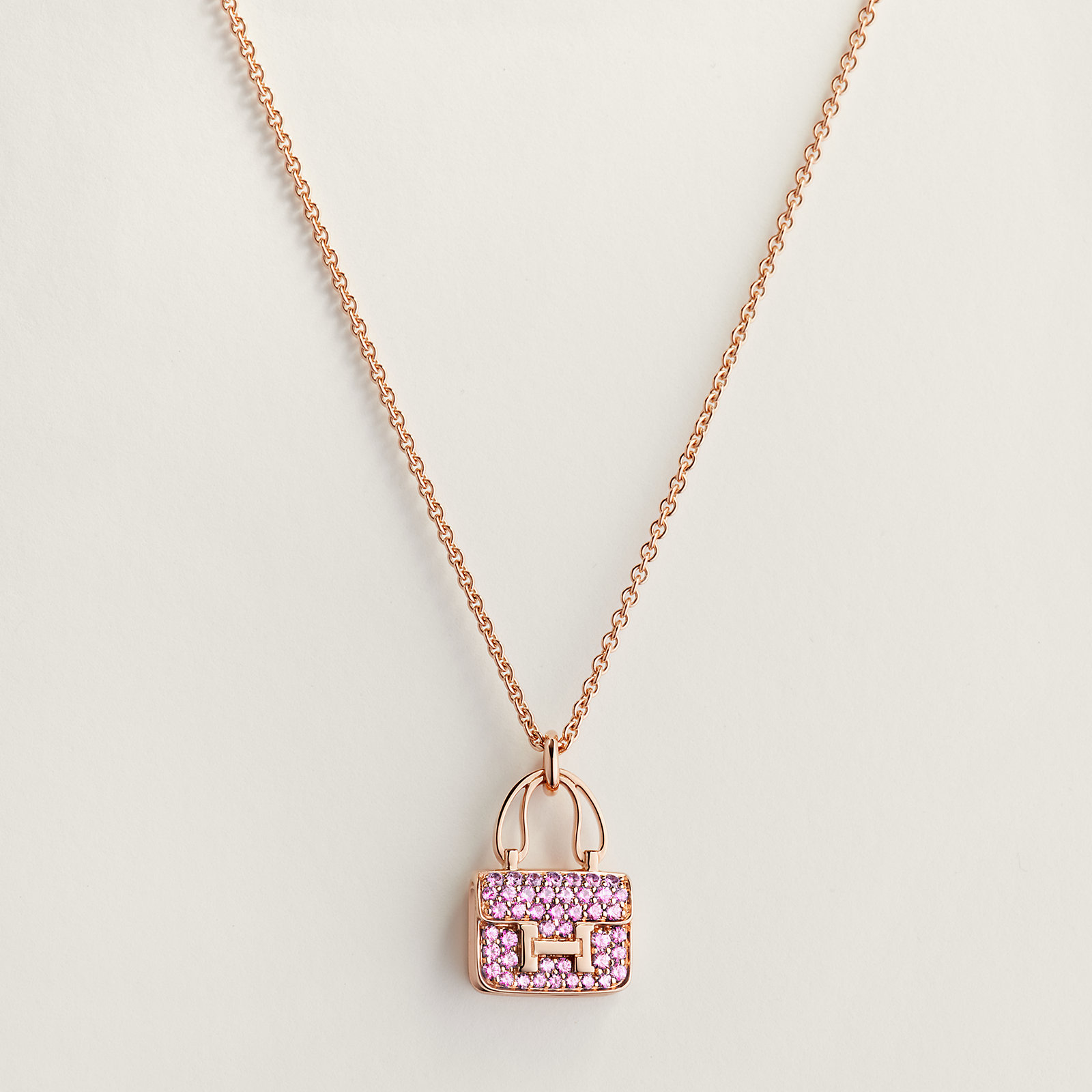 Amulettes Constance pendant