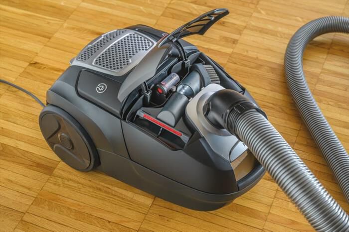 HOOVER - Aspirapolvere a traino HE520PET 011-Nero