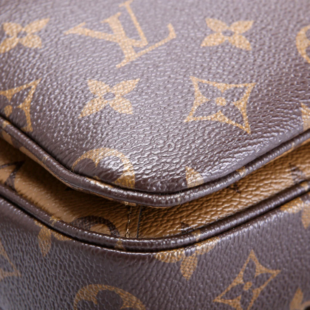 Pochette Metis Reverse Monogram
