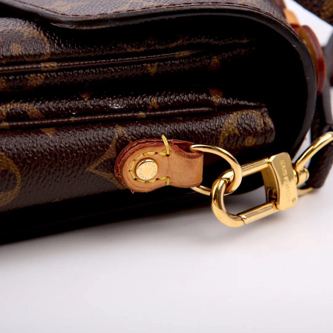 Pochette Metis Monogram