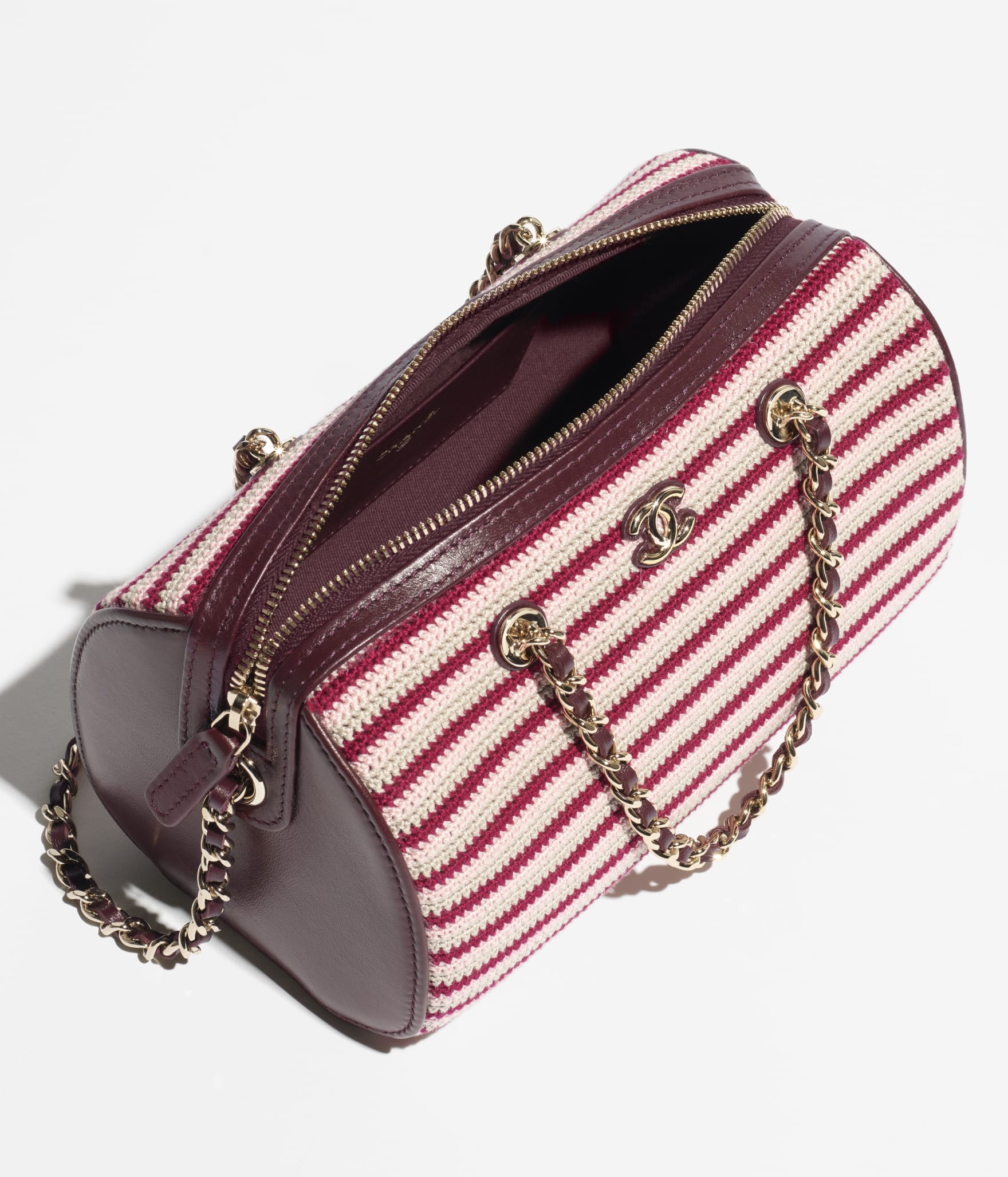 Clutch with chain