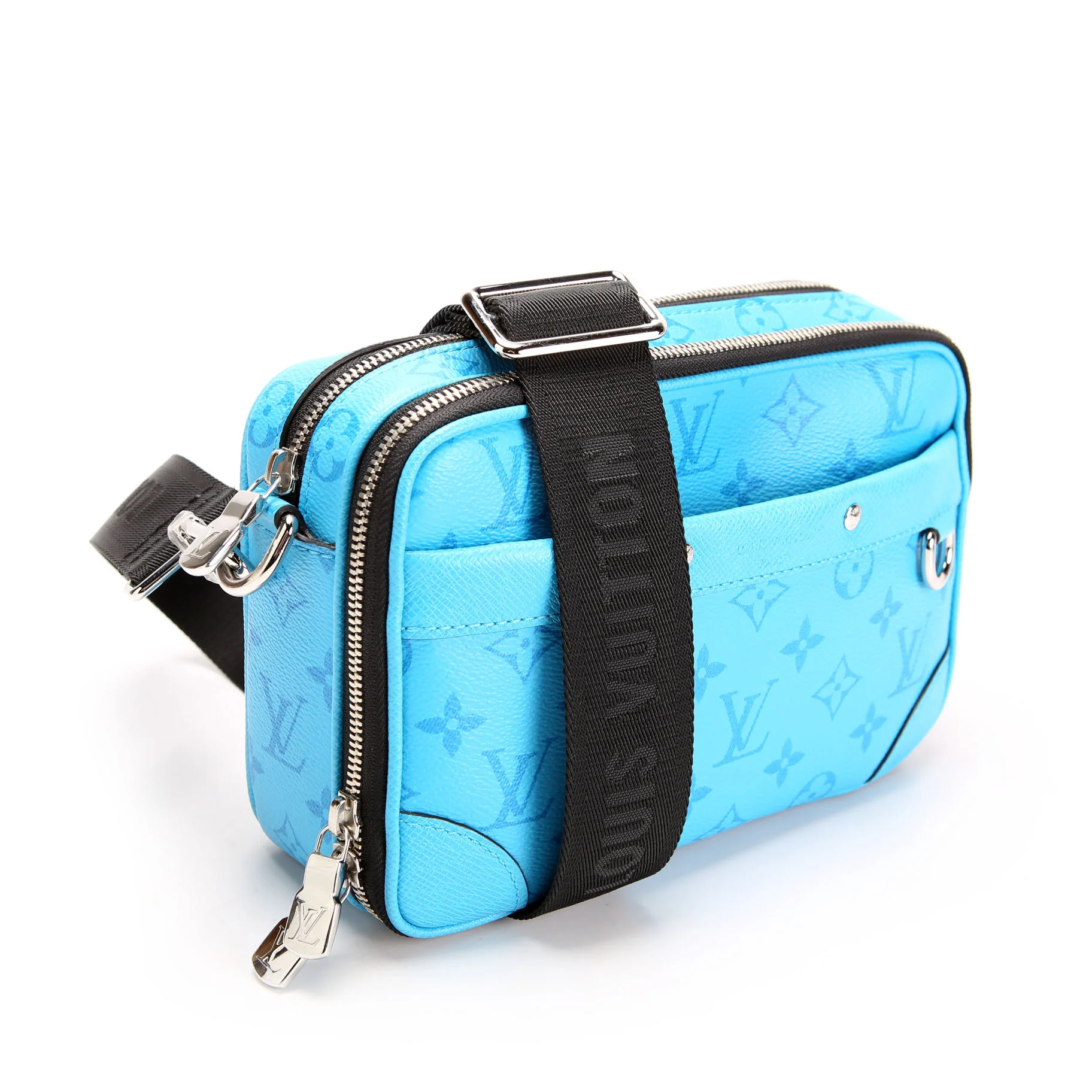 LOUIS VUITTON Alpha Messenger Taigarama Blue
